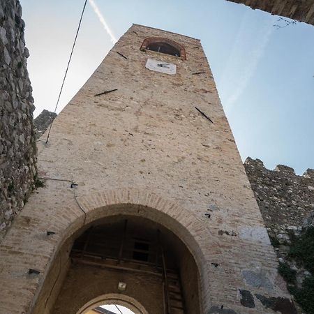 Gardappartamenti Castle Bell Moniga del Garda Ngoại thất bức ảnh