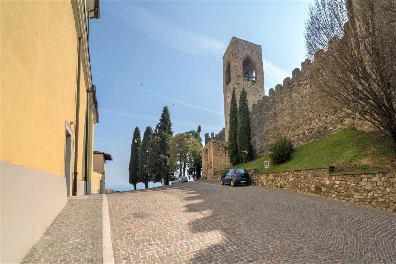Gardappartamenti Castle Bell Moniga del Garda Ngoại thất bức ảnh