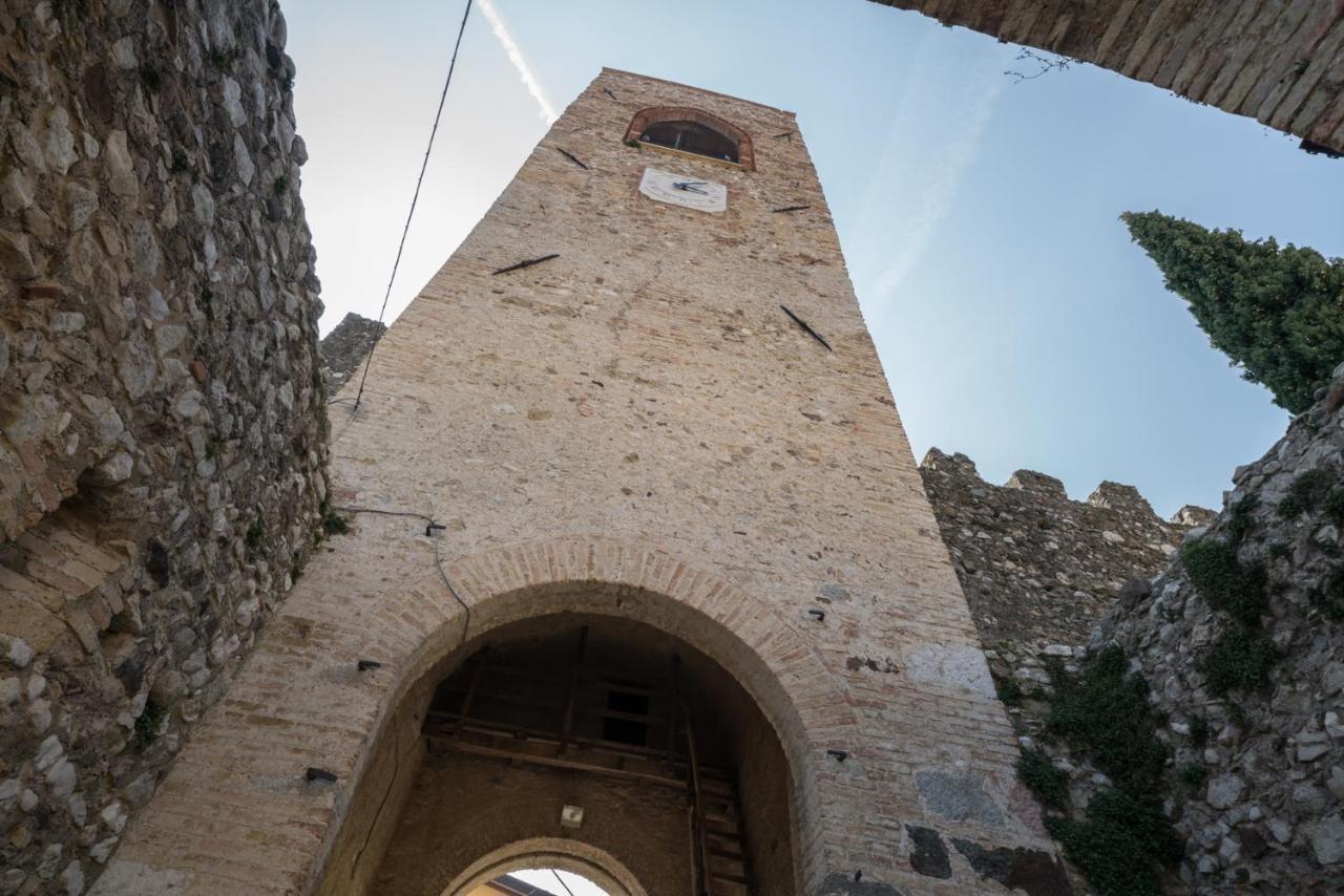 Gardappartamenti Castle Bell Moniga del Garda Ngoại thất bức ảnh