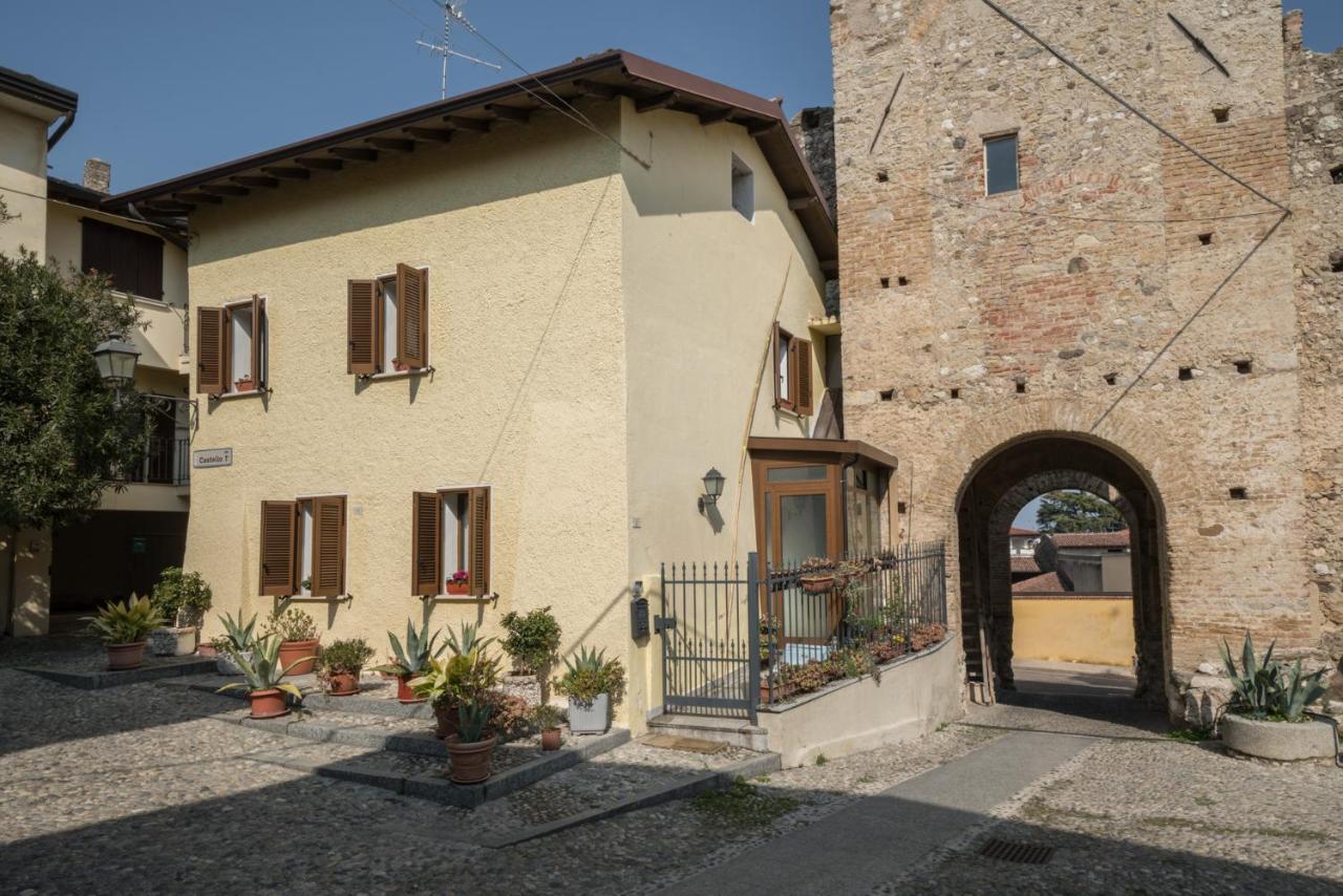 Gardappartamenti Castle Bell Moniga del Garda Ngoại thất bức ảnh